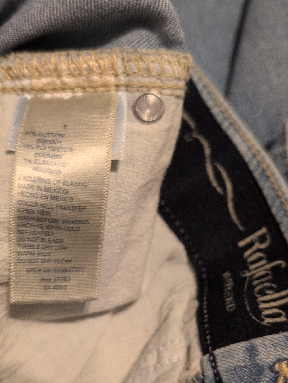 4/$20 Rafaella Light Blue Capri Jeans - Picture 2 of 4